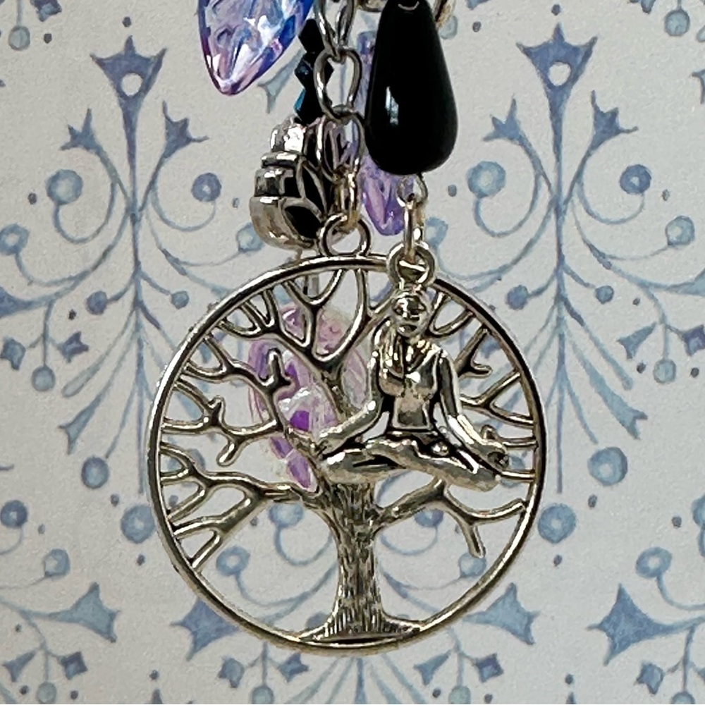 NEW - Handmade - Beaded Keychain - Picture 3 of 12
